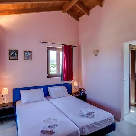Crete Essence - Lagkada Villa
