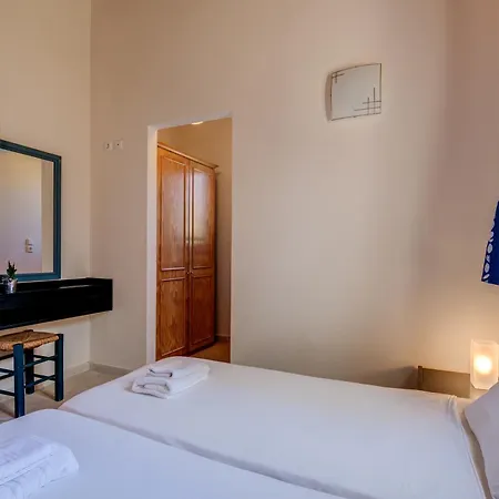 Crete Essence - Lagkada Villa