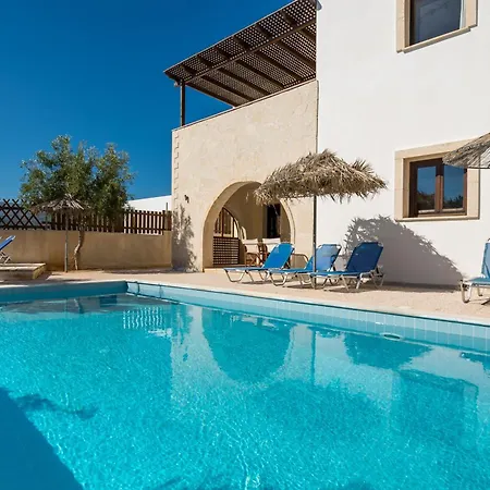 Crete Essence - Lagkada Villa Makrýgialos