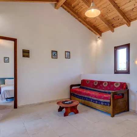 Crete Essence - Lagkada Villa *